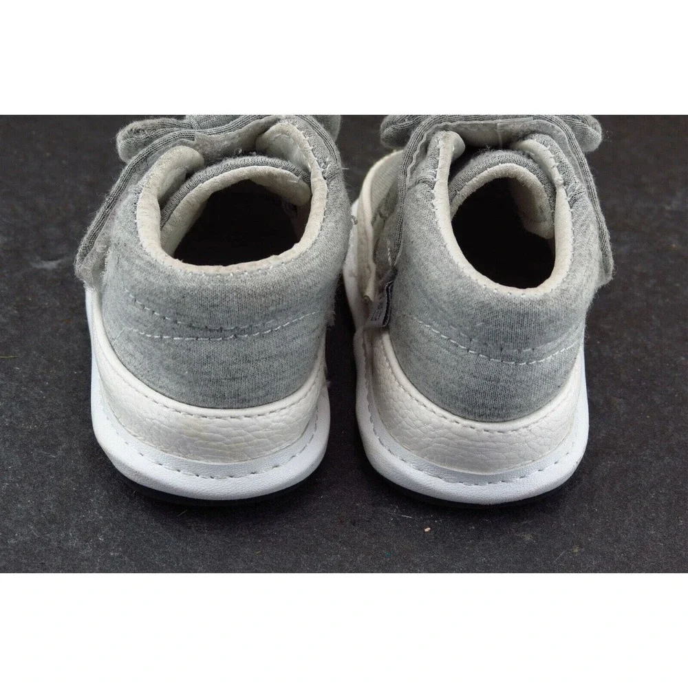 Jack and Lily Toddler Girls 6-12 Month Medium Gray Running‎ Fabric